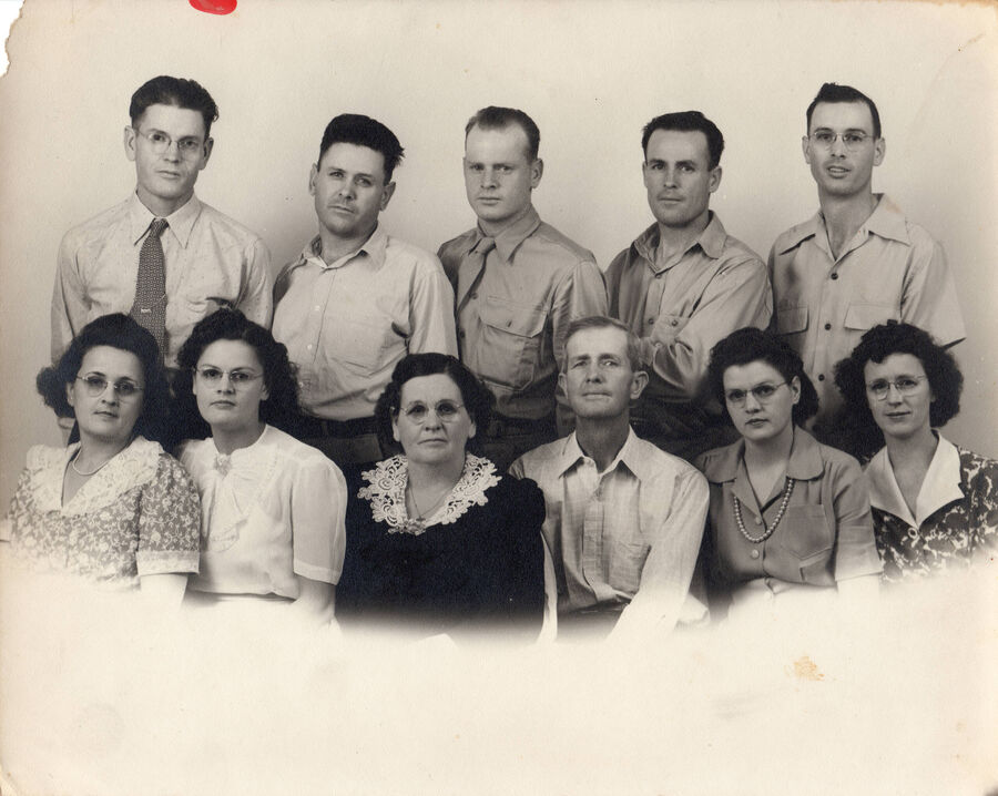 Altom family — Cecil's siblings and parents · 1940s (maybe)
