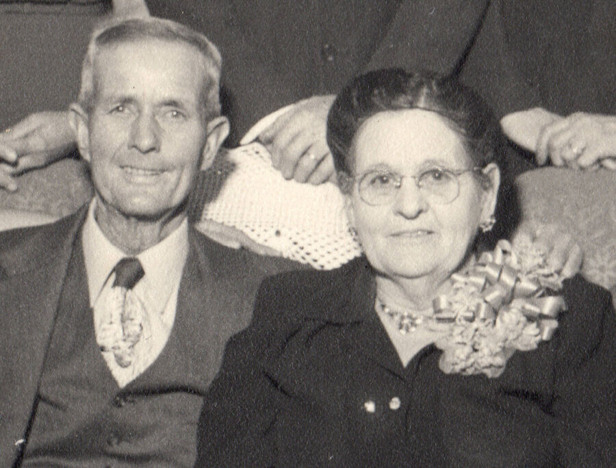 Altom family (Cecil's siblings and parents) 2 · 1950s