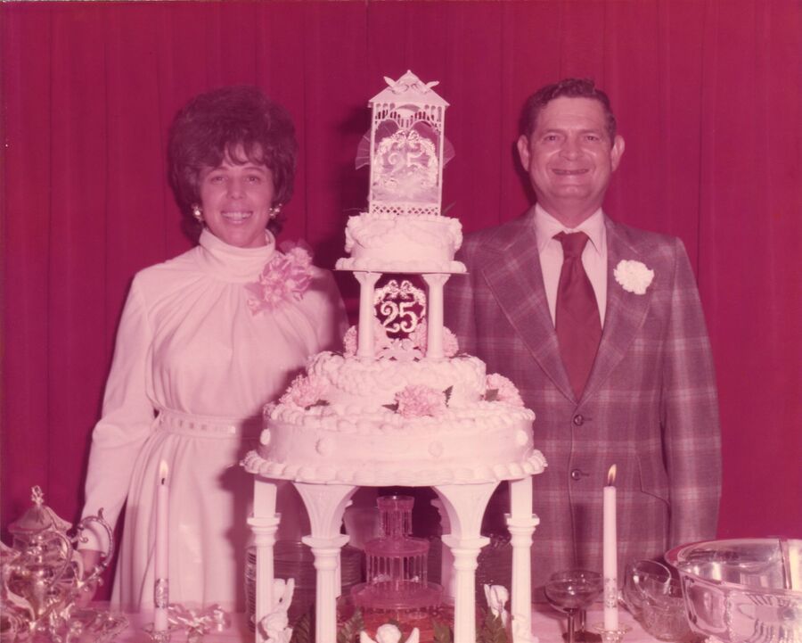 Val and Dorothy Blankenship's 25th anniversary · 1975