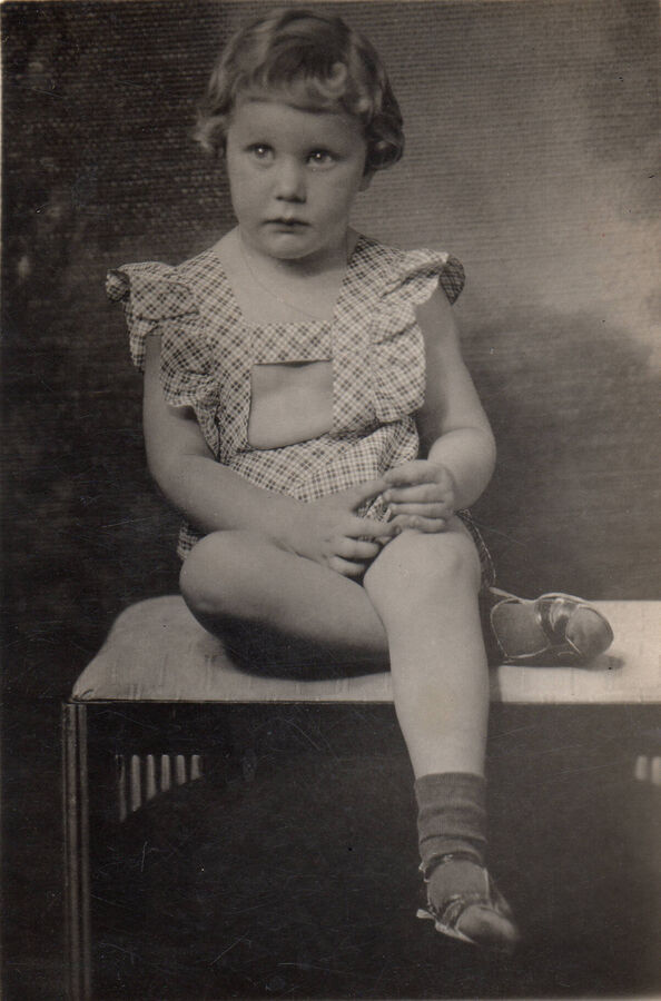 Dorothy Altom - · 1936